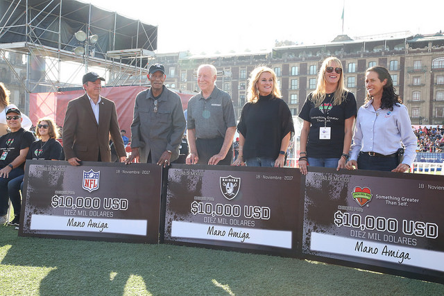 NFL y Raiders se unen a la Fundación Jack del Rio en apoyo a Mano Amiga