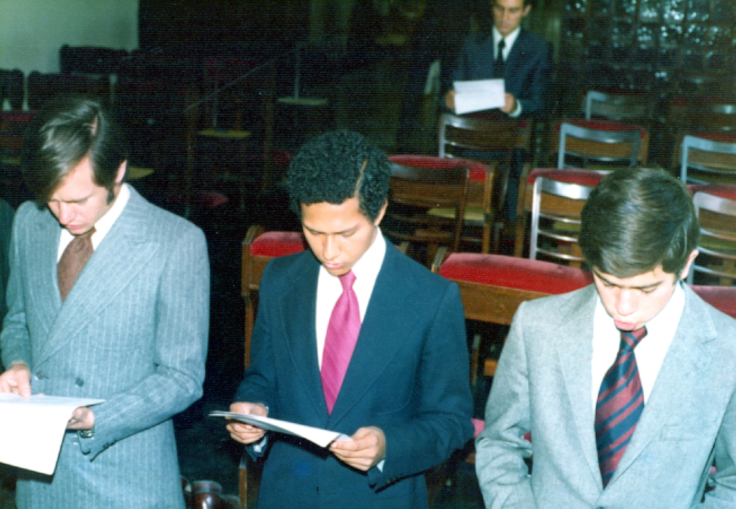 13 de abril de 1975: Incorporación al entonces tercer grado seglar de los primeros ocho mexicanos (Ciudad de México).