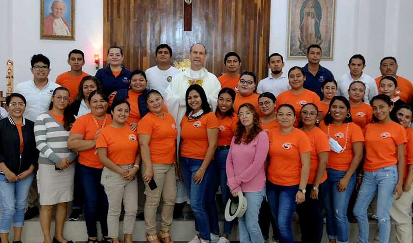 Red de Colegios Mano Amiga realiza la Jornada Vive en Misión