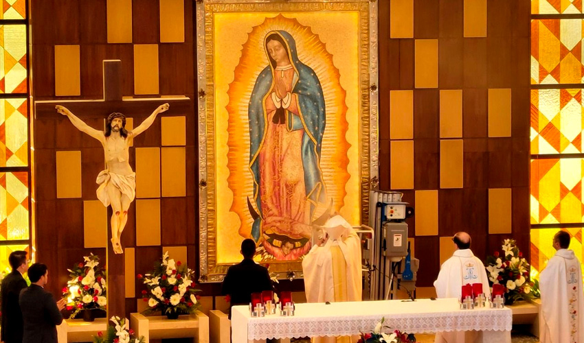 Coronación de Santa María de Guadalupe, en Cancún