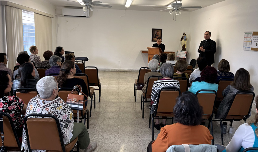 Promueven el Centro Sacerdotal LOGOS en Córdoba