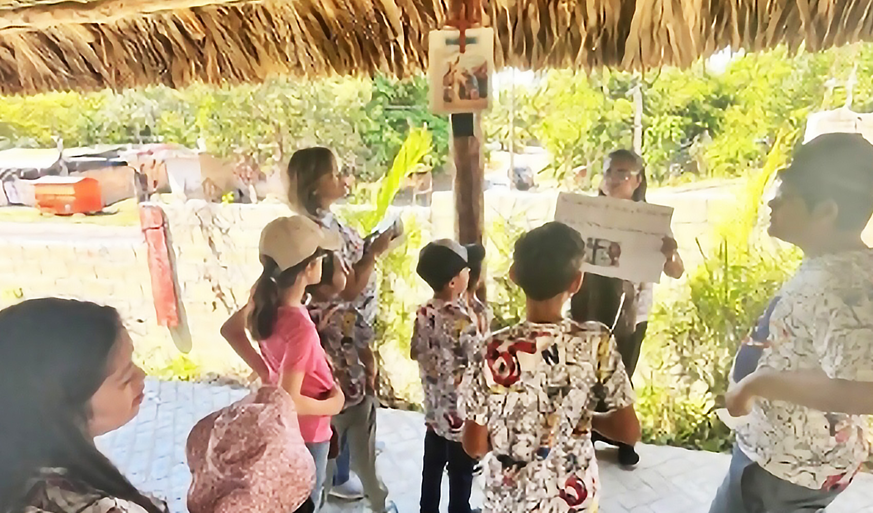 Víacrucis infantil de Club Net