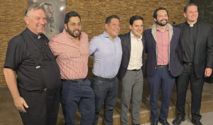 Incorporación de cuatro jóvenes a la sección de adultos varones del Regnum Christi CDMX Sur